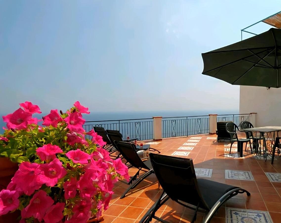 Terrazza Di Rosa - Sea View Praiano Exterior foto